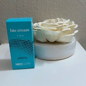Neocutis Bio Cream Firm Smoothing and Tightening Cream - NWT - 0.5 FL OZ